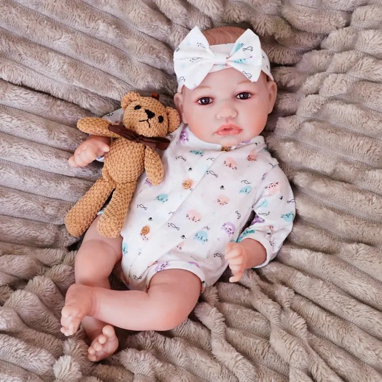 Olivia - Lifelike Reborn Baby Doll (18") by chimidoll