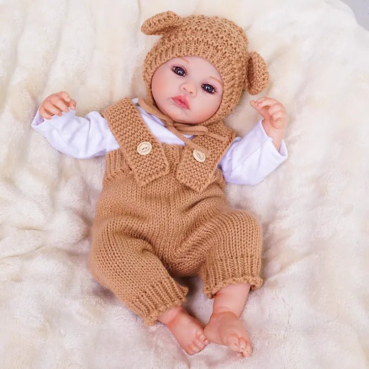 Skyler - Lifelike Reborn Baby Doll (20") by chimidoll