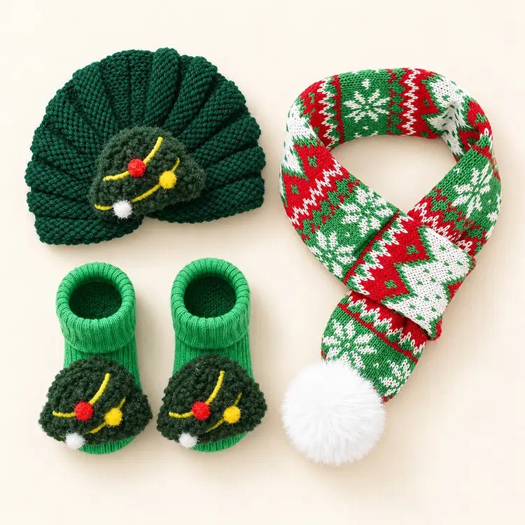 Christmas Hat, Scarf & Socks - chimidoll