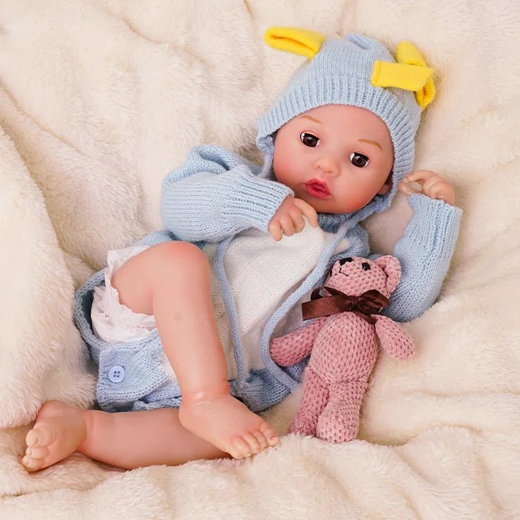 Interactive Baby Doll – Moves Face While Feeding | | chimidoll