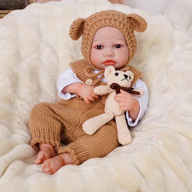 Avery - Lifelike Reborn Baby Doll (20") | Authentic Reborn beautiful reborn baby dolls | chimidoll