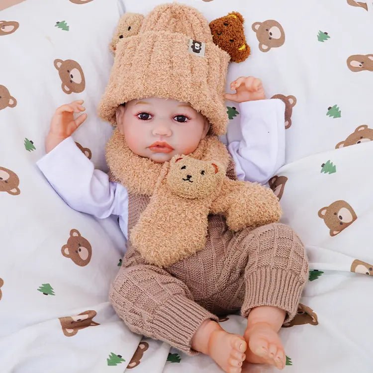 Oliver - Lifelike Reborn Baby Doll (20") by chimidoll