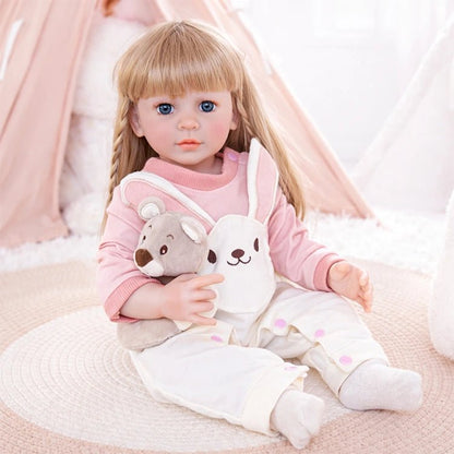 Reborn Kleinkindpuppe im rosa Hasen Strampler Ensemble