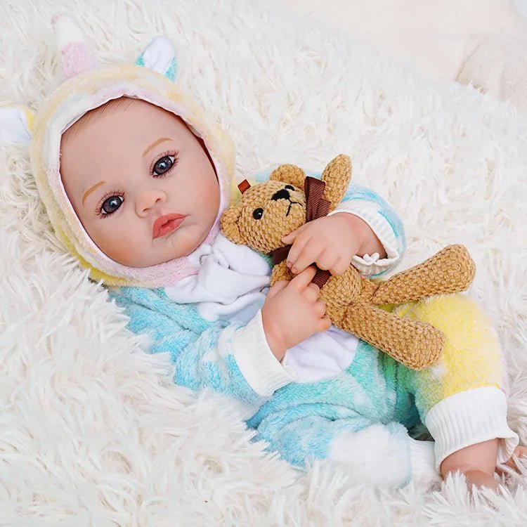 Drew - Lifelike Reborn Baby Doll (20") by chimidoll