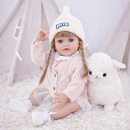 Chimidoll: linda muñeca de niño pequeño con cabello largo y amarillo, ojos azules y un conjunto beige.