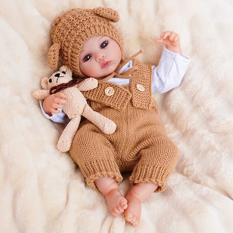 Skyler - Lifelike Reborn Baby Doll (20") by chimidoll