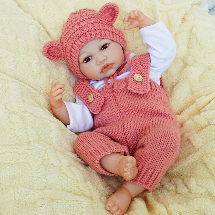 reborn baby dolls | realistic baby dolls | fake baby | cute reborn dolls | reborns for sale | bebe reborn | reborn dolls and clothes | reborn love | anxiety | look real | friends and relatives | play dress up | dementia | love for dolls
