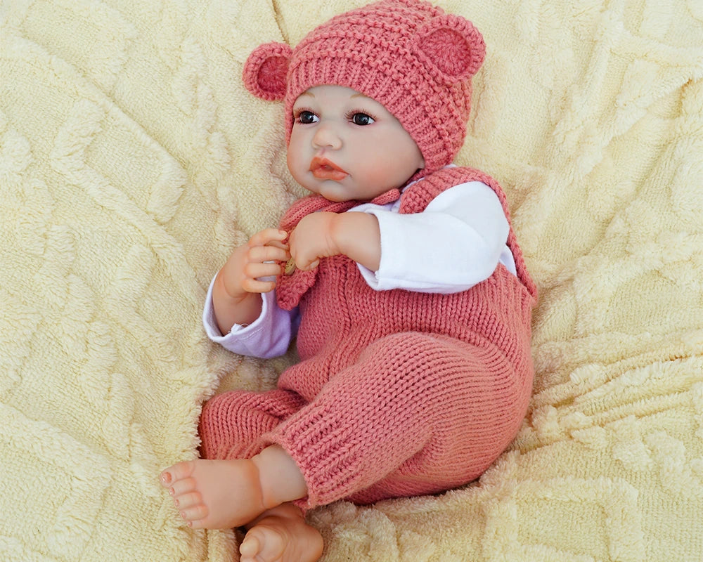reborn baby dolls | realistic baby dolls | fake baby | cute reborn dolls | reborns for sale | bebe reborn | reborn dolls and clothes | reborn love | anxiety | look real | friends and relatives | play dress up | dementia | love for dolls