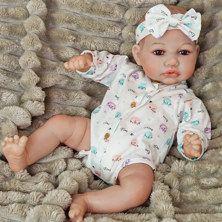 Olivia 18" Lifelike Reborn Baby Doll - chimidoll