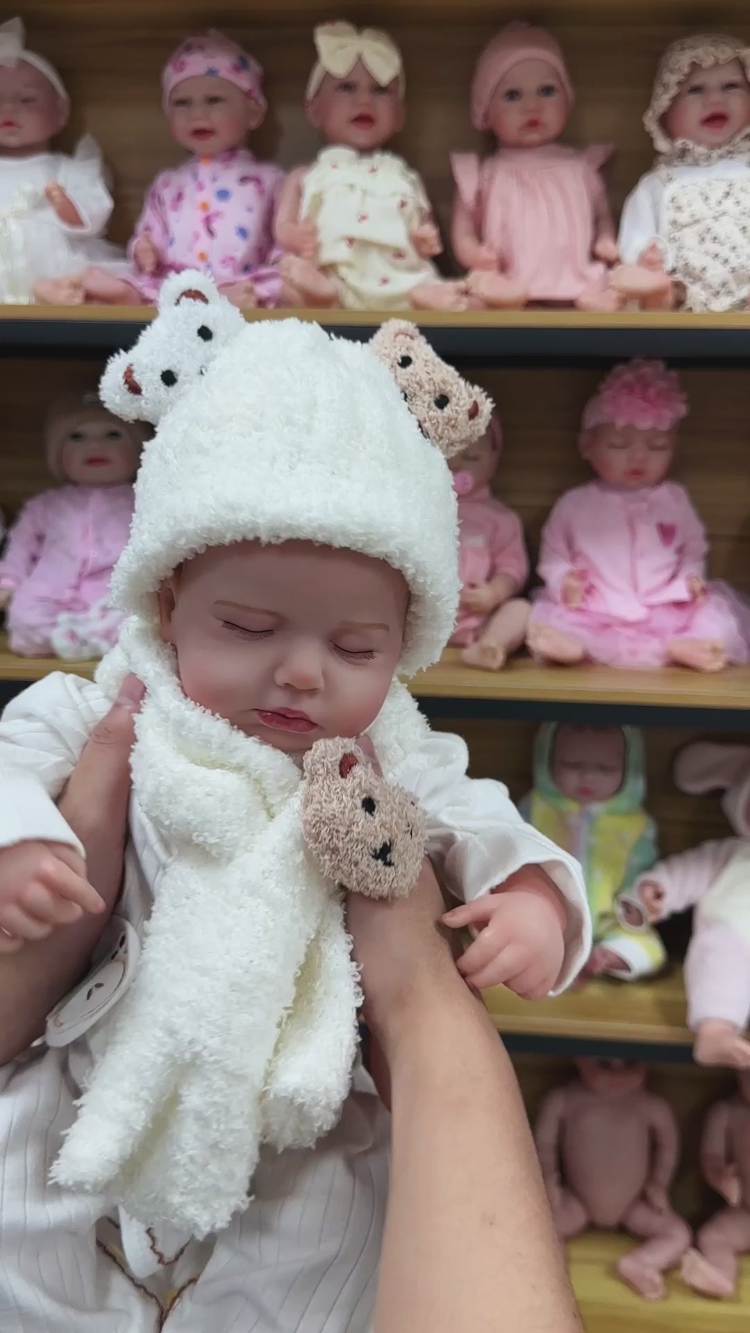 Video laden: Ruby 20" Lifelike Reborn Baby Doll - chimidoll