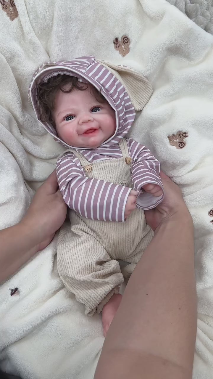 Video laden: Finley 20" Realistic Full Silicone Reborn Baby Doll - chimidoll