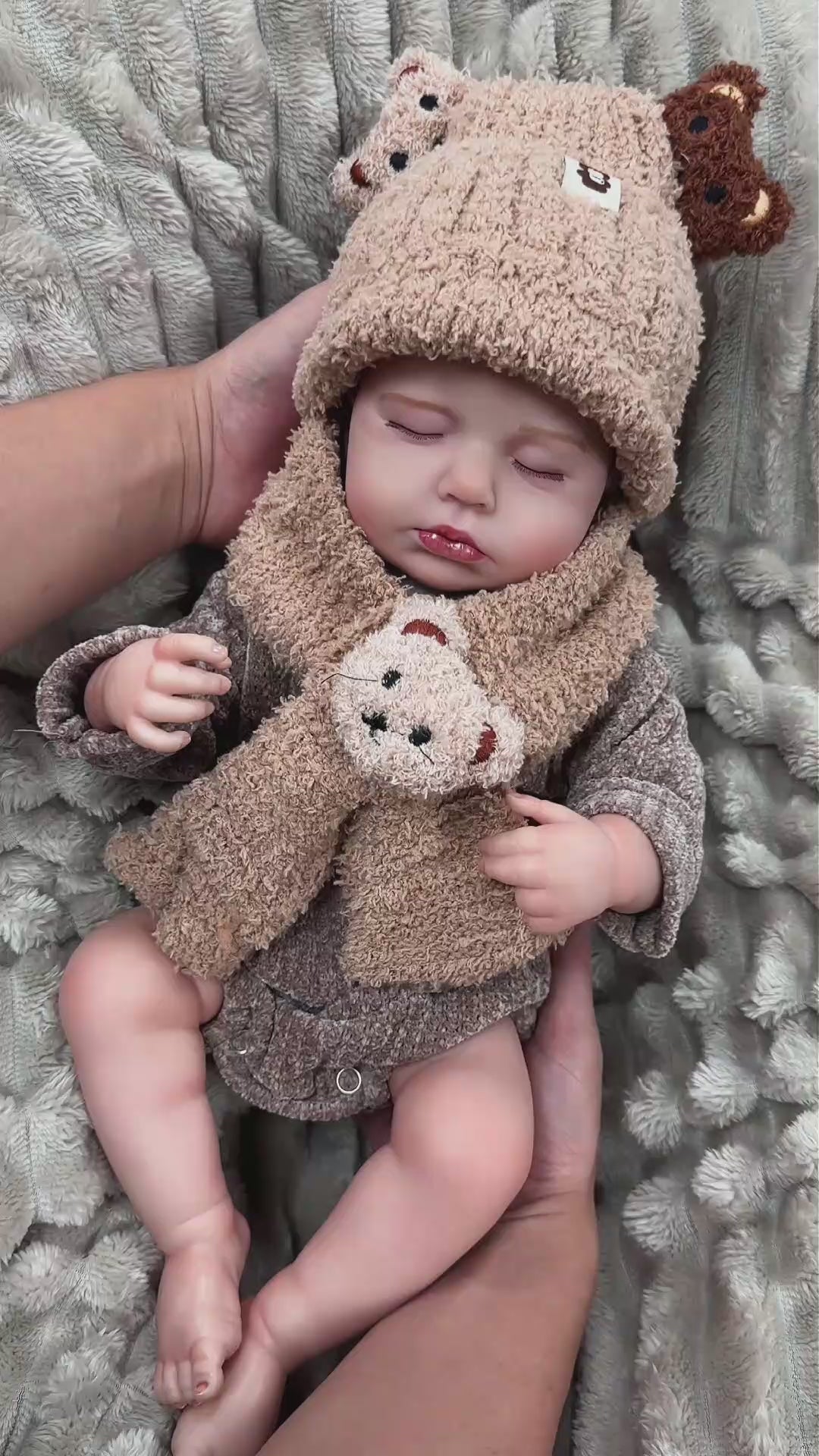 Load video: Leo 20" Lifelike Reborn Baby Doll - chimidoll