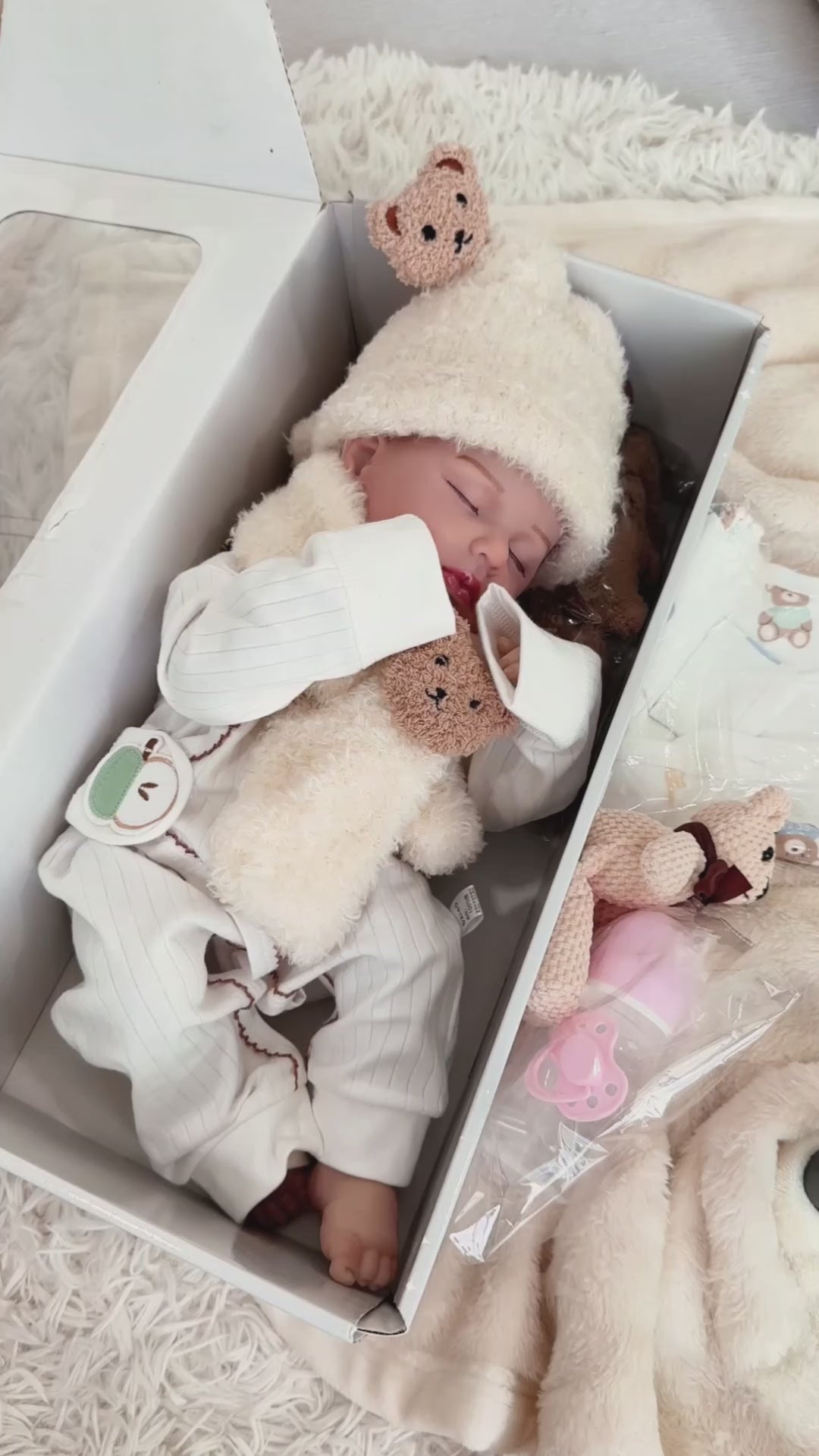 Load video: Ruby 20" Lifelike Reborn Baby Doll - chimidoll