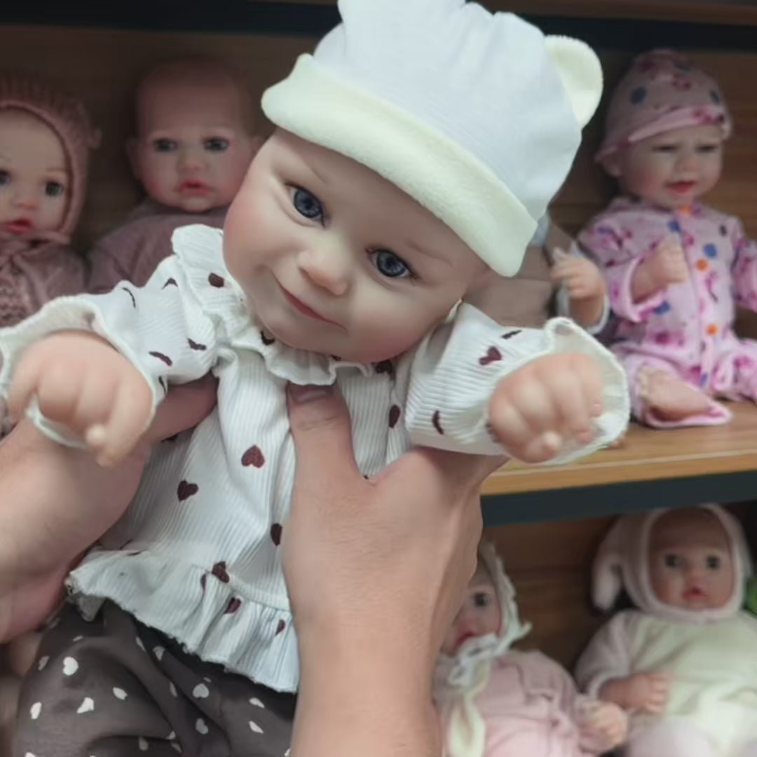 Load video: Nellie 20" Lifelike Reborn Baby Doll