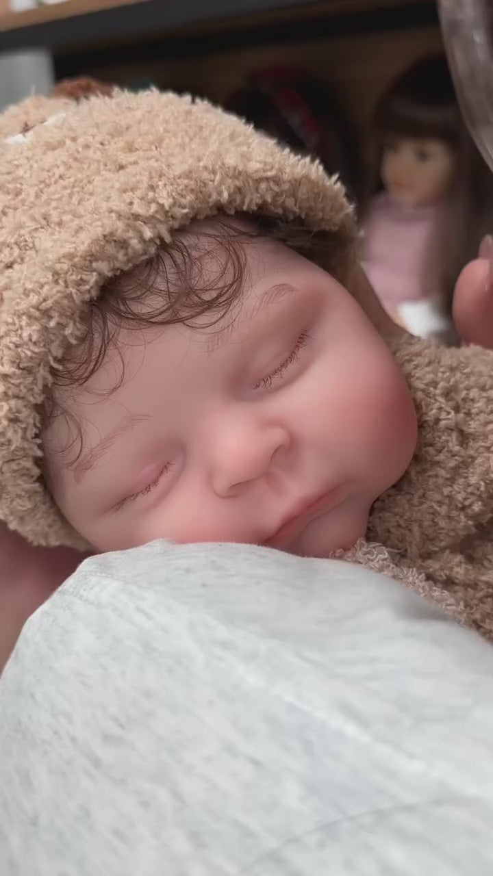 Cargar video: Maddie Lifelike Full Silicone Reborn Baby Doll - chimidoll