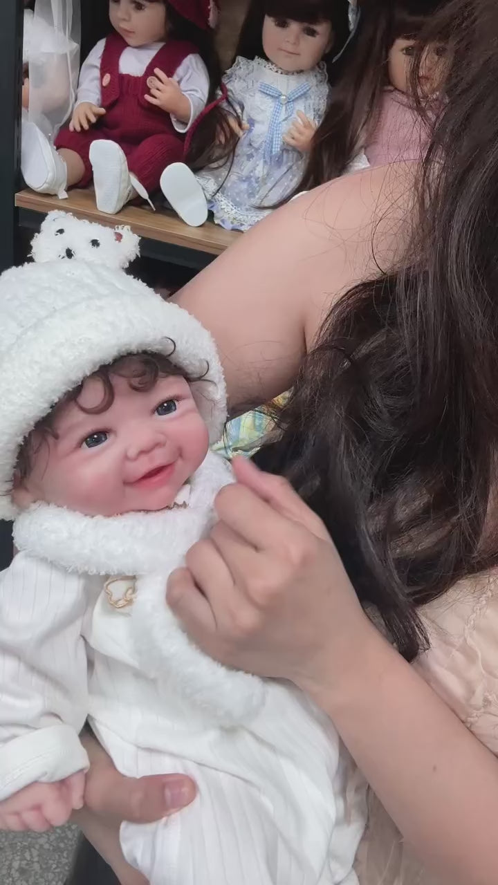 Video laden: Finley 20" Realistic Full Silicone Reborn Baby Doll - chimidoll