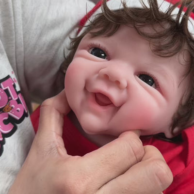 Molly muñeca reborn de silicona completa