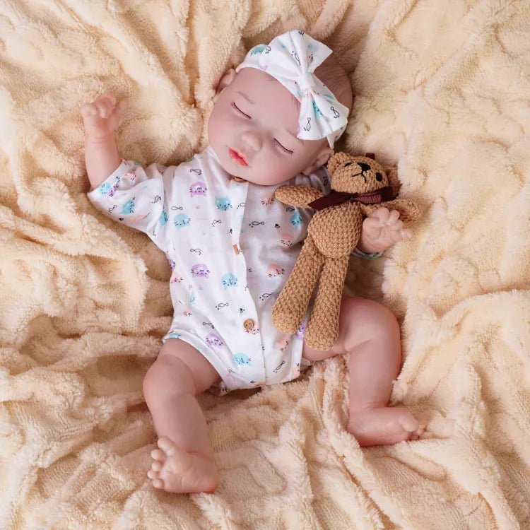 Amelia - Lifelike Sleeping Reborn Baby Doll (18") chimidoll